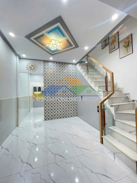 Quận ????
nhà mặt tiền nội bộ đg số (kdc bình phú 2), p10 q6.