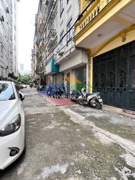 ????siêu hiếm-chần chừ là hết????ôtô tránh phố trung kính 40/45mx7tầng,mt 5m 18.8 tỷ