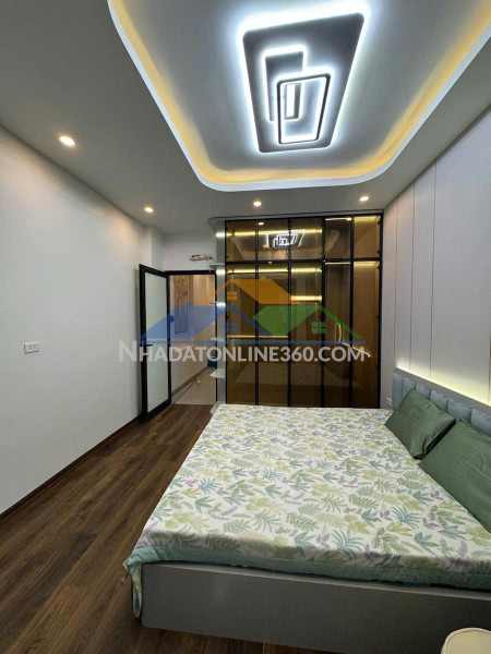 Mặt phố nguyễn ngọc nại - kinh doanh đỉnh dt 45m2 4 tầng mặt tiền 3.9m giá 20 tỷ