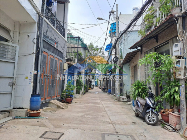 Bán gấp nhà nguyễn súy tân quý gần chợ tân hương 44m2 ,2 tầng 4 tỷ2