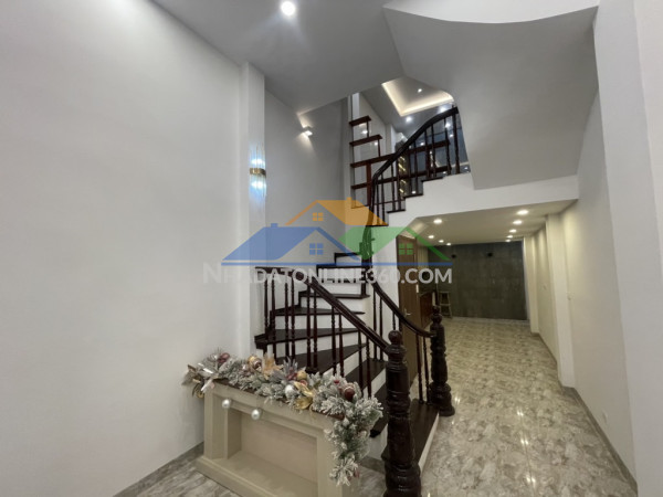 Nhà đẹp ở luôn phố nguyễn lương bằng-dt 31m2-4 tầng-full nội thất giá chỉ 6.8 tỷ