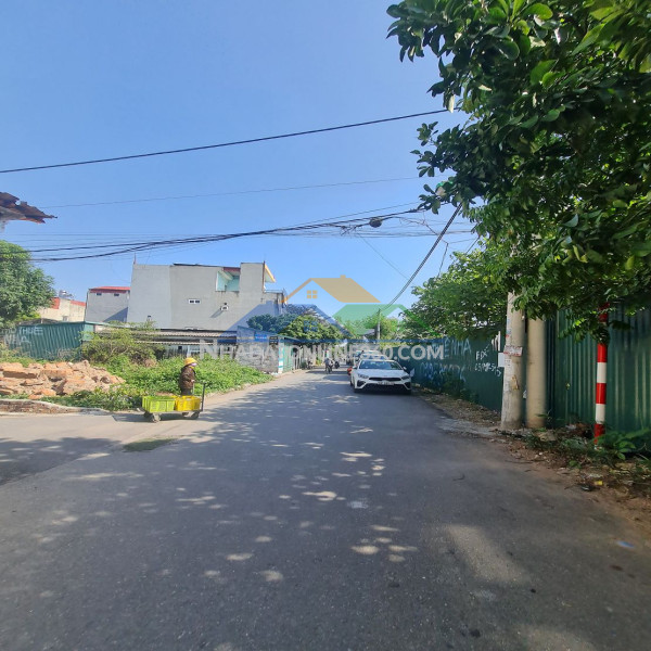 Kiêu kỵ, gia lâm giữa vin 1 vin 2. 200m2 ô tô thông. đầu tư 1x tỷ. lh 0989894845