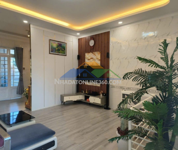 Bán nhà đà lạt - lâm đồng chỉ 2tỷ100 (thương lượng) gần ngay trung tâm ,1 căn duy nhất giá hạt dẻ