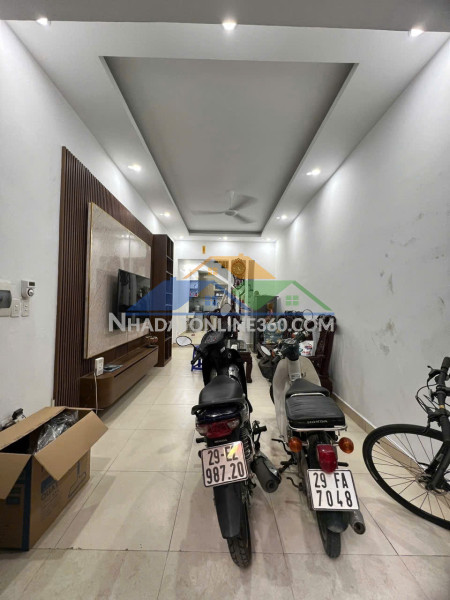 Nhà đẹp lô góc 4 tầng 43m ô tô tại ngõ 107 hồng mai, hbt