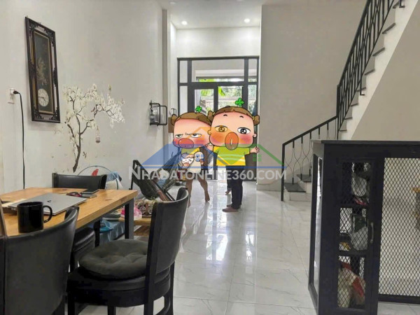 Bán nhà mt đường nguyễn thanh tuyền, p2, tân bình (4x17) 11 tỷ