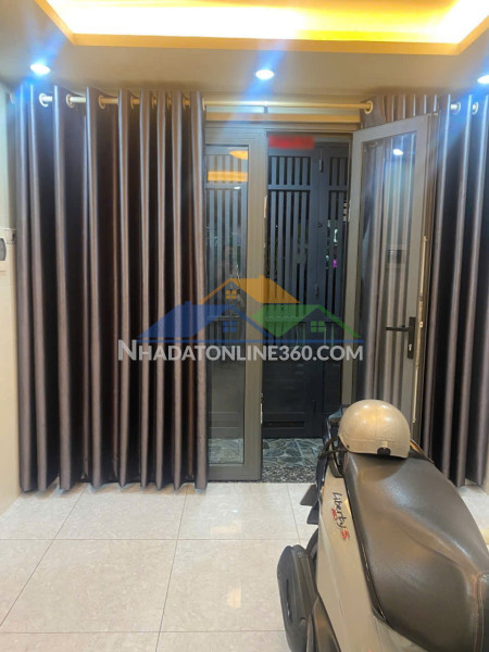 Nhà mới 2 tầng hẻm thông hưng phú p8 q8 . giá 4.55 tỷ