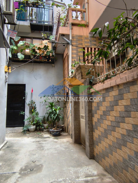 Bán nhà phố xuân thủy – ô tô, kinh doanh – 60m², mặt tiền 4.5m, chỉ nhỉnh 17 tỷ