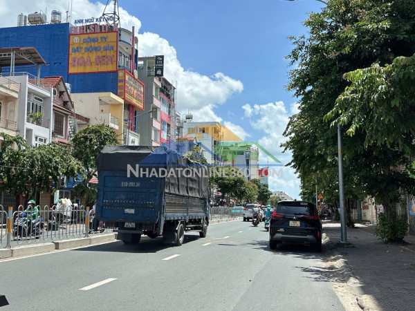 Nhà đẹp 6 lầu t/máy hẻm 10m nguyễn văn lượng ngang 5.2m 88m2 ngay cityland p.10 chỉ 18 tỷ