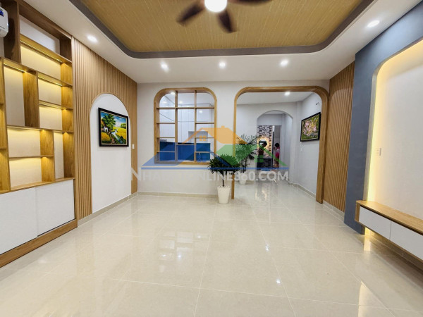 ???? nhà đẹp 4.5x10 – cách mặt tiền 1 căn – sát khu vip bàu cát – chỉ 5.65 tỷ – ở ngay