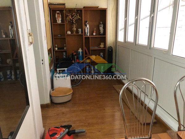 Cho thuê nhanh căn hộ tập thể tầng 2 quỳnh mai - hai bà trưng