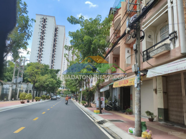 Nhà đẹp giá tốt - hẻm xe hơi dương bá trạc q.8 – ngang khủng 4x22m – 4 tầng – chỉ nhỉnh 10 tỷ!