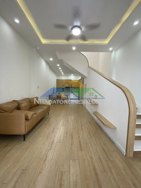Nhà 3 tầng full nội thất hẻm nguyễn biểu cách biển 500m giá chỉ 6.2 tỷ