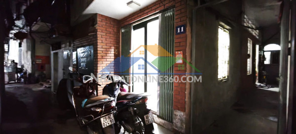 Cho thuê nhà nguyên căn cuối ngõ 27 đại cồ việt, 25m2 x 4 tầng, 3 ngủ, 3 wc, 10 triệu ở gđ