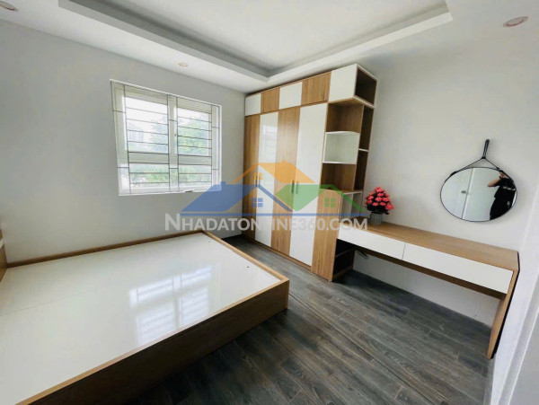 Bán căn hộ 70m², giá 2 tỷ 3xxtr, chung cư Thanh Hà  full nội thất