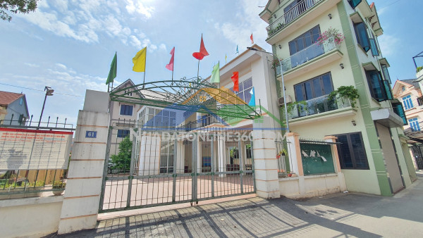 B nhà trục đường thông, ô tô qua, căn góc, xây đơn kim chung hoài đức- 32m2