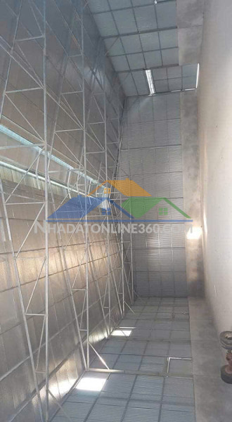 Cho thuê kho xưởng tại sóc sơn, hà nội. diện tích 1300m nhà xưởng, và nhà văn phòng 3 tầng xưởng cao 9m giá 65 triệu/ tháng