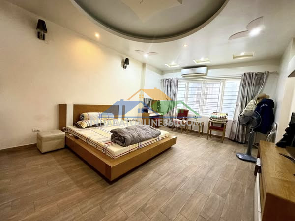 Cho thuê nhà mặt phố nguyễn huy tự - hai bà trưng, 22m2 x 3 tầng, mặt tiền 6m, 14tr/tháng, vỉa hè, ô tô tránh