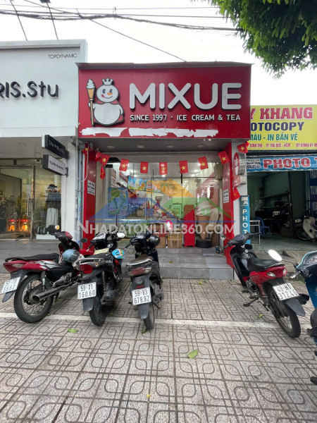 Quận thủ đức ! mb đẹp lắm ! cho thuê mb giá rẻ : 15 tr ! mt đường lớn khu kinh doanh sầm uất, tel : 0965 995 863 ( chính chủ )