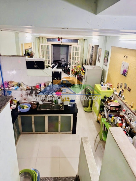 Sát mặt tiền gò dầu – nhà 3 tầng đẹp không tìm ra căn 2 – 65m –  nhỉnh 7