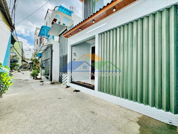 Hẻm xe hơi, nh 6,5x10m x 2 tâng, nguyễn văn khối p.9 chỉ 5 ty xx