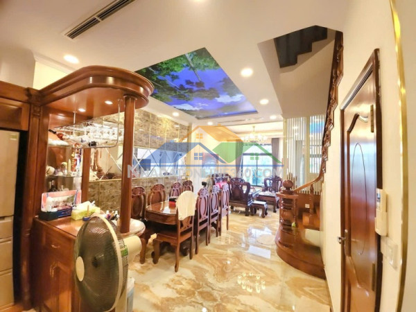 Bán nhà linh trung, thủ đức,  đường số 3, dt 142m2, 3pn, sh, 7.45 tỷ. lh: 0933125879