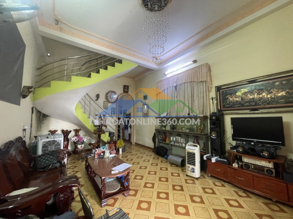 Bán nhà trong ngõ lê thị hoa, bình chiểu, thủ đức. 71m2, 3 tầng, 3pn. sổ hồng, giá 6,05  tỷ. lh: 0933125879