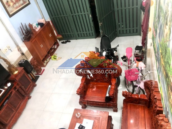 Nhỉnh 6 tỷ – nhà 2 tầng 46m² đối diện e-mart, hẻm 5m thông, kinh doanh tốt