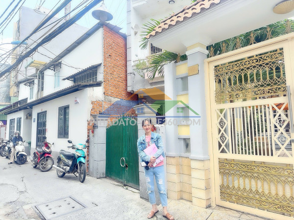 Nhà bán ngay trung tâm q4- đường hoàng diệu- thông tôn đản - vĩnh hội , khánh hội,
