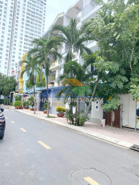 Nhà 5x20m, 3 lầu, tqb ngay khu trung tâm p5 q8