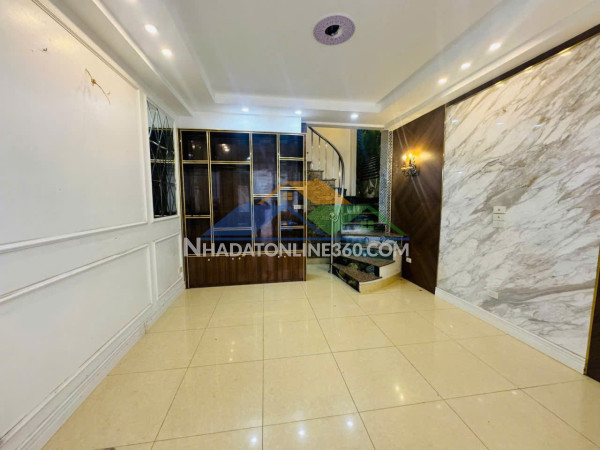 Nhà đẹp đầy đủ nội thất - lô góc - ngõ xe 3 gác đỗ cửa - 50m ra đường oto 30m, 5 t, mt 3.7m