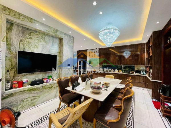 Bán nhà phân lô - oto vào nhà -phường ngọc khánh, tm 52m 5 tầng 16 tỷ