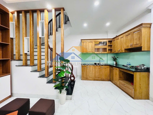 Nhà xuân đỉnh – 43m² x 5 tầng – nở hậu – gần ngoại giao đoàn – 7,35 tỷ