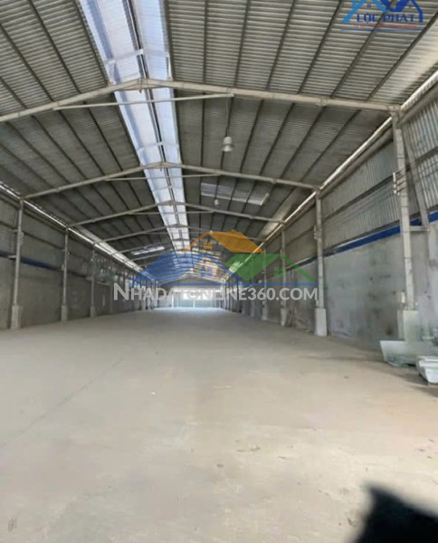 X419_Bán nhà xưởng 3.500m2 và nhà biệt thự giá chỉ 30 tỷ. Hố Nai 3 Trảng Bom Đồng