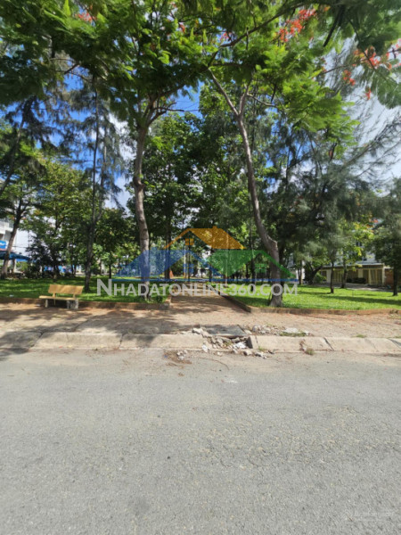 Bán nhà phố 3 tầng (5x21m) - nhỉnh 7 tỷ - mặt tiền kdc hiện hữu, giáp quận 8, sổ hoàn công chuẩn