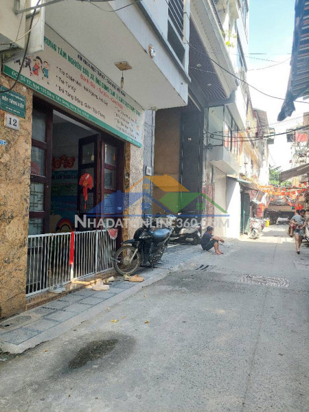 Đặng tiến đông 5 tầng nhà phân lô hiếm giữa đống đa – ô tô tránh – 2 thoáng – gần phố