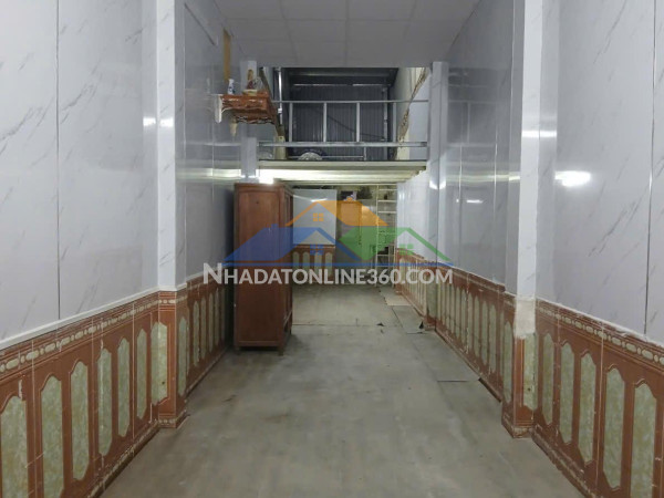 Cần cho thuê nhà cấp 4 có gác xép 20 bạch thái bưởi - phúc la - hà đông (đường to và thoáng)