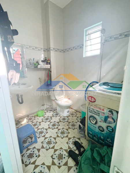 Nhà 3 tầng hẻm thông đường đỗ ngọc thạnh p12q5. giá : 3.4 tỷ