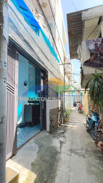 Nhà mt đường lê quang kim p8q8. giá 15,5 tỷ tl