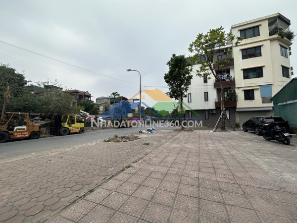 Bán đất ngô gia tự long biên - vỉa hè như sân bóng- kinh doanh 50m- 10.5 tỷ