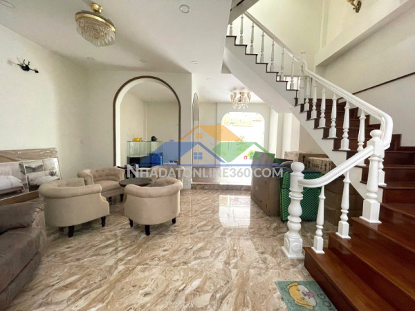 Bán nhà đẹp 4 tầng 70m2_6.5x10.5m chỉ 6,8 tỷ hoàng diệu 2 linh trung thủ đức