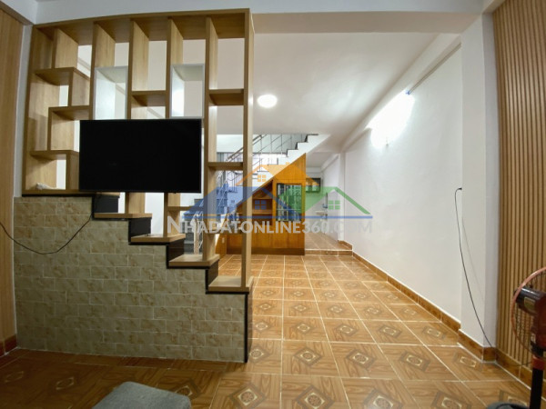 ♪ nhà kiệt thẳng 30m ra mt trường chinh, 55m2, 2 tầng cực chắc, 3pn, 2.x tỷ