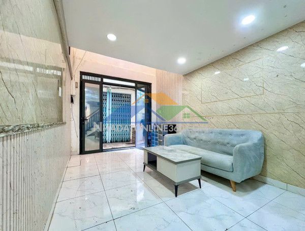 Bán nhà ngay hàng xanh - bình thạnh - 4.5 tỷ - tl - hàng cự hiếm - gần các trường đại học - 4pn lớn