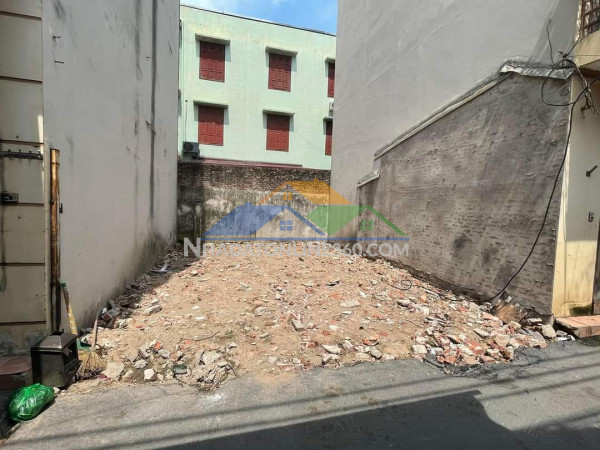 Bán đất liên mạc - bắc từ liêm - dt50m2 - mt4m - giá 5 tỷ - ngõ ô tô đỗ cửa - thông thoáng