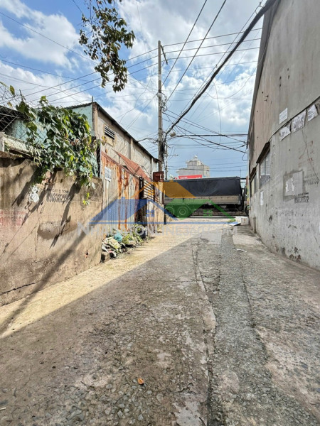 Nhà 1 sẹc lê văn khương thới an quận 12 cũ 93m2 hẻm ô tô 4 tỷ 9.