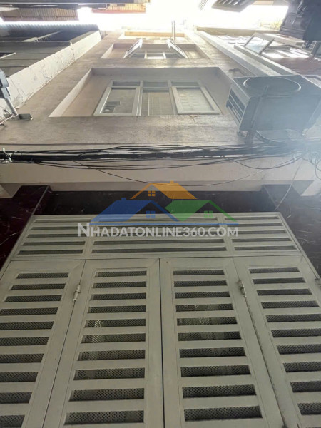 Bán nhà phân lô kim mã - gần công viên thủ lệ - 2 thoáng - giá 11.9 tỷ