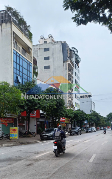 Hiếm - đất đg đức diễn 144m2 - mt8m, vỉa hè container tránh, giá 39.8 tỷ