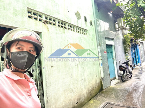 Nhỉnh 4t có ngay nhà ngay trung tâm quận- đường đoàn văn bơ- kế bên đường xóm chiếu gần trường đại học nguyễn tất thành- qua q1 chưa đến 5 phút.