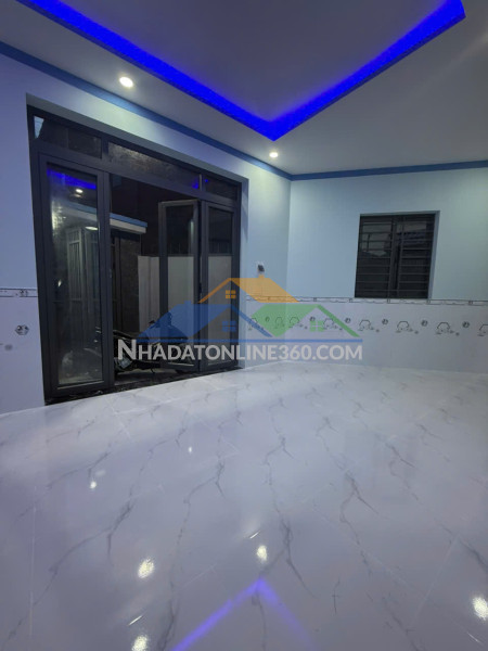 Bán nhà đẹp 2 tầng p.biên hòa,shr đường xe hơi,gần ca phường,giá rẻ