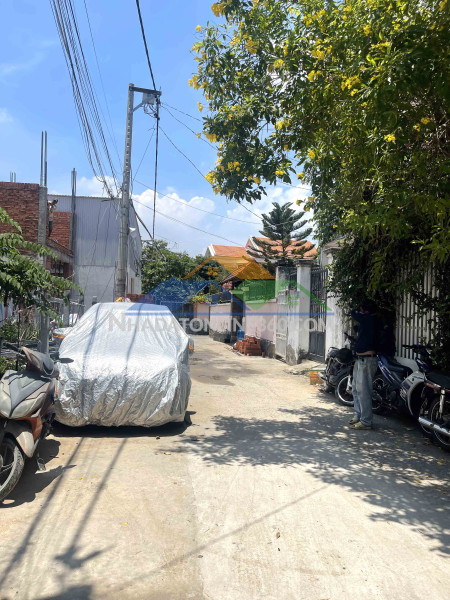 Bán đất tặng nhà linh đông thủ đức – 110m² – hẻm xe hơi – gần phạm văn đồng – giá chỉ 7.3 tỷ