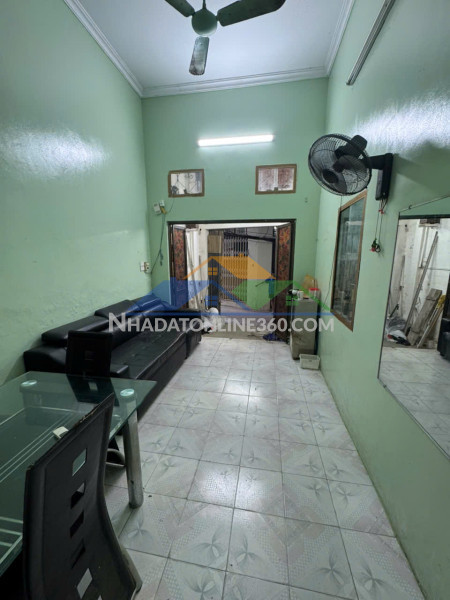 Cho thuê nhà nguyên căn ngõ 254 minh khai, 40m² x 2 tầng, 3pn, 2 wc, 10 triệu
